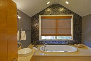 mosaic tile bathroom by Rebecca Pogonitz